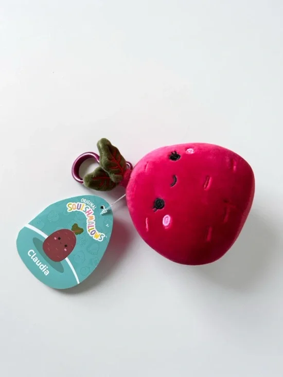 Squishmallows Claudia Beet Clip-On Keychain NWT 2023 Kellytoy - Picture 3 of 7
